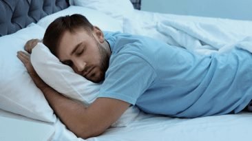 احتلام-کا-آسان-علاج-366×205-1